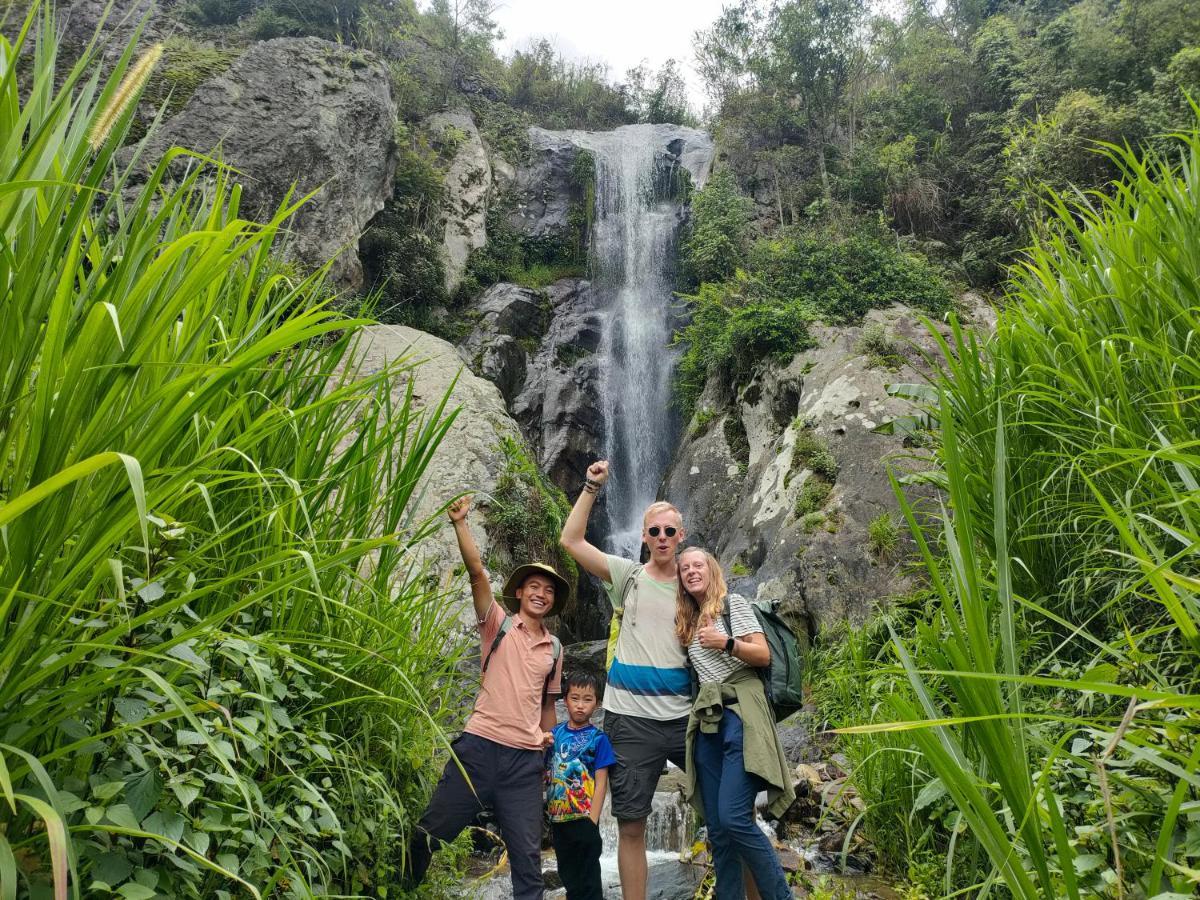 Indigenous Homestay- Trek- Food- Bus Mu Cang Chai 外观 照片