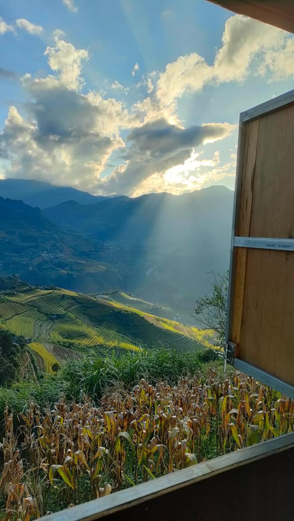 Indigenous Homestay- Trek- Food- Bus Mu Cang Chai 外观 照片